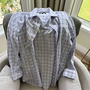 Banana Republic Blue and White Casual Button Down Shirt